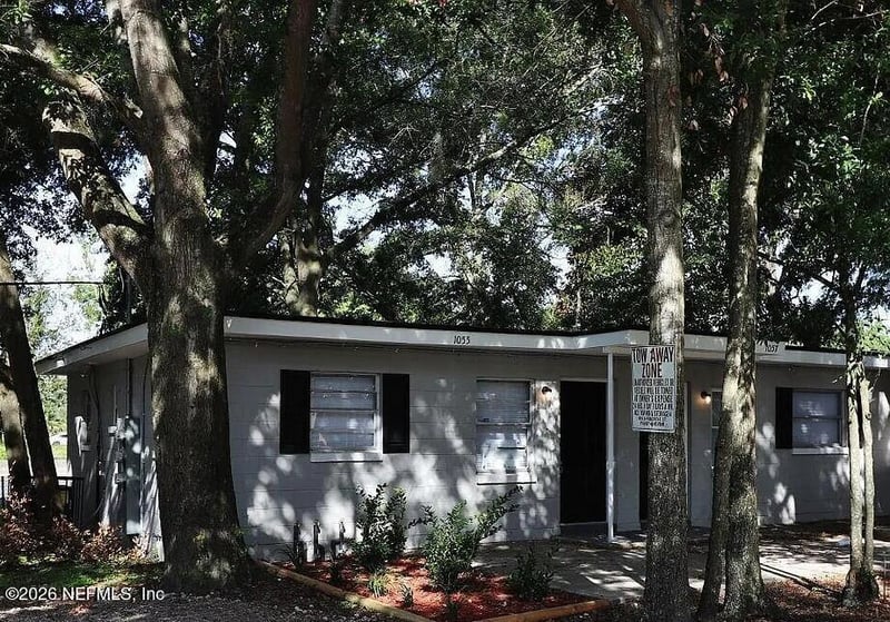 1055 Glencarin St, Jacksonville, FL 32208