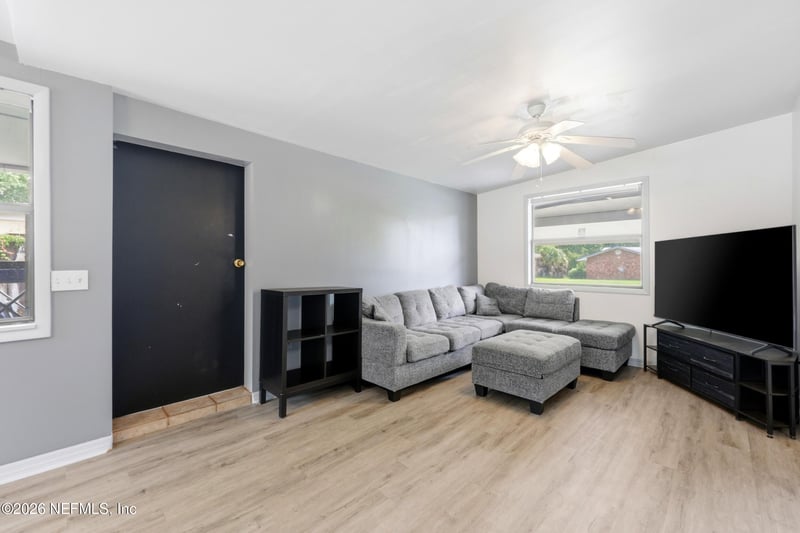 10552 Villanova Rd, Jacksonville, FL 32218