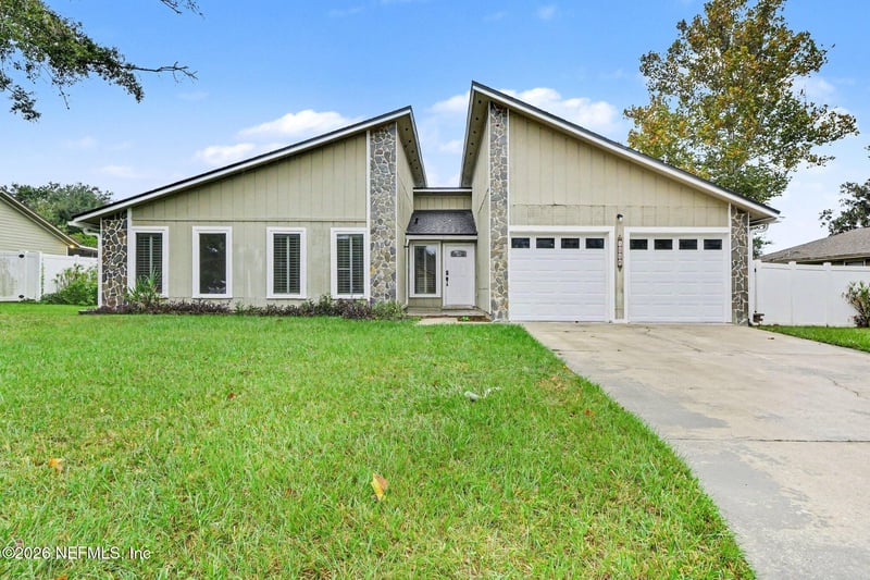 1058 Rene Ct, Orange Park, FL 32065