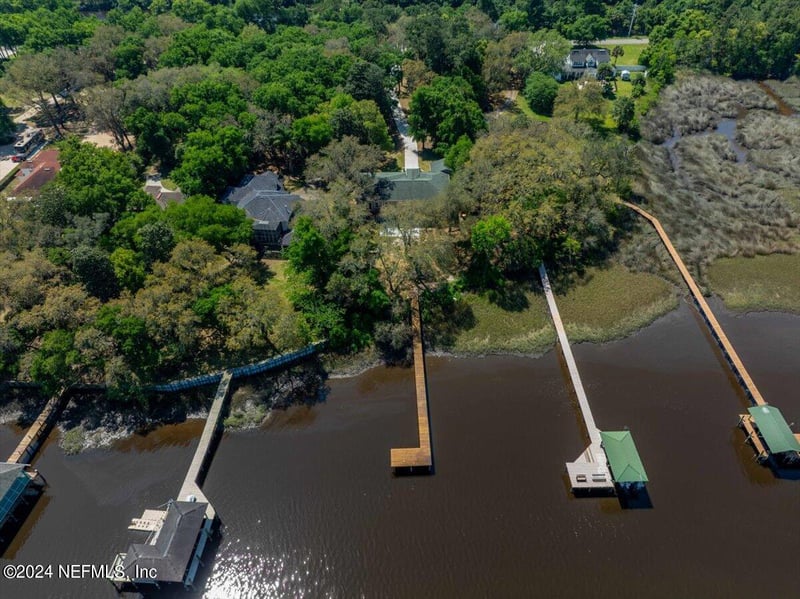1061 Cedar Bay Rd, Jacksonville, FL 32218