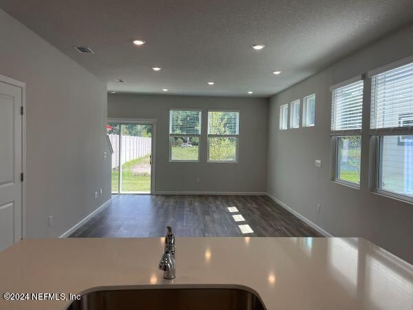 10642 Waterfield Rd #85, Jacksonville, FL 32210