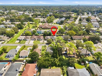 1065 Hibiscus St, Atlantic Beach, FL 32233