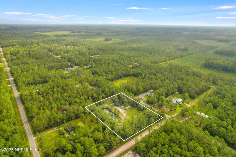 10665 Baylor Ave, Hastings, FL 32145