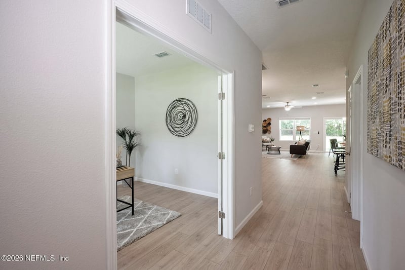 10679 Grayson St, Jacksonville, FL 32220