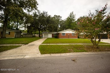 1068 Knoll Cv, Jacksonville, FL 32221