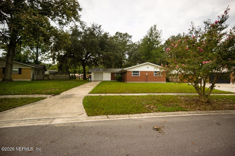 1068 Knoll Cv, Jacksonville, FL 32221