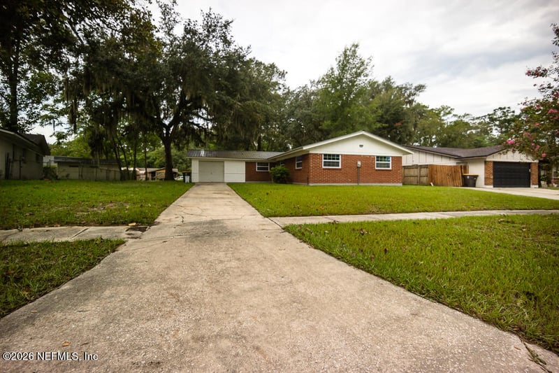 1068 Knoll Cv, Jacksonville, FL 32221