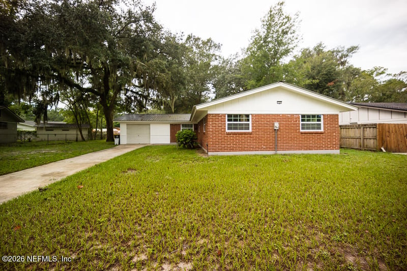 1068 Knoll Cv, Jacksonville, FL 32221