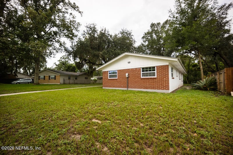 1068 Knoll Cv, Jacksonville, FL 32221