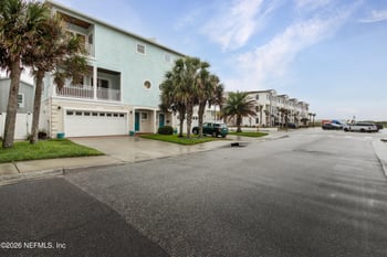 107 12th Ave S, Jacksonville Beach, FL 32250