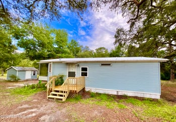 107 Crystal Lake Dr, Melrose, FL 32666