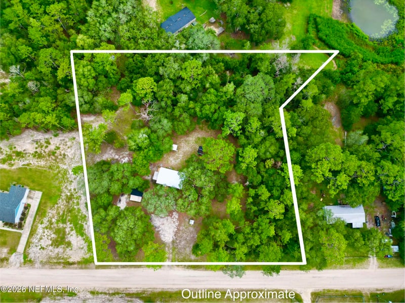 107 Crystal Lake Dr, Melrose, FL 32666
