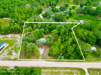 107 Crystal Lake Dr, Melrose, FL 32666