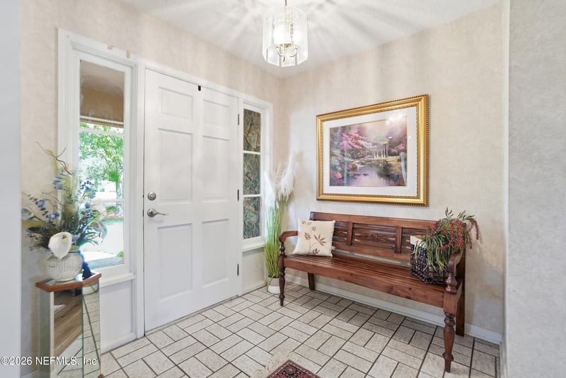 10702 Crosswicks Rd, Jacksonville, FL 32256