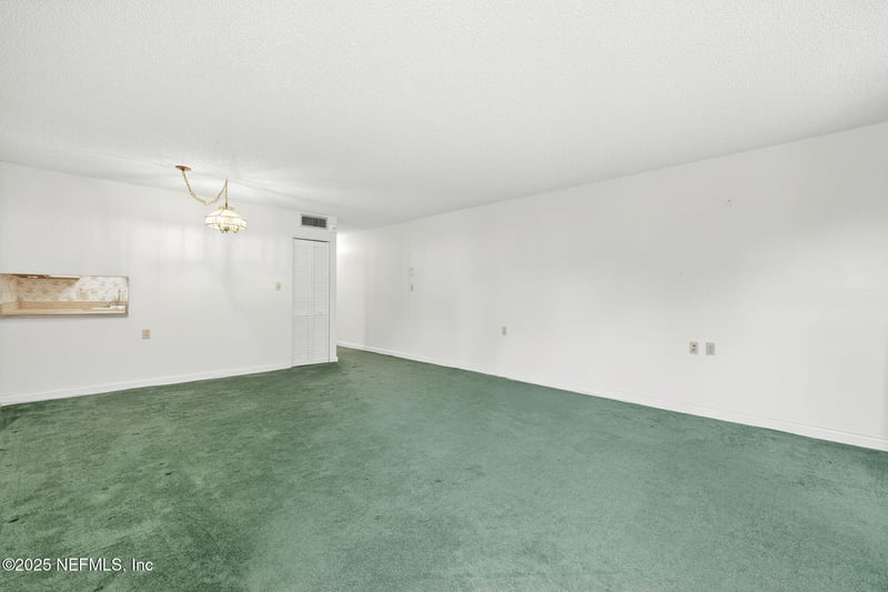 1071 Edgewood Ave #409, Jacksonville, FL 32205