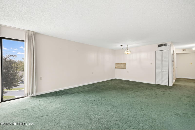 1071 Edgewood Ave #409, Jacksonville, FL 32205