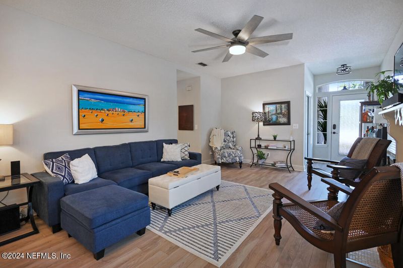 1072 Little Cypress Key, Atlantic Beach, FL 32233