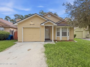 10725 Meadowlea Dr, Jacksonville, FL 32218
