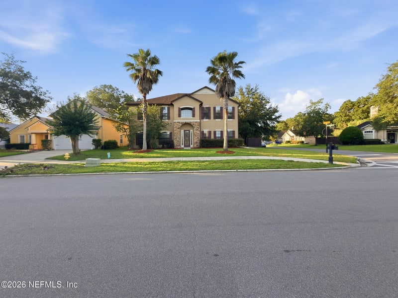 1074 Garrison Dr, St Johns, FL 32092