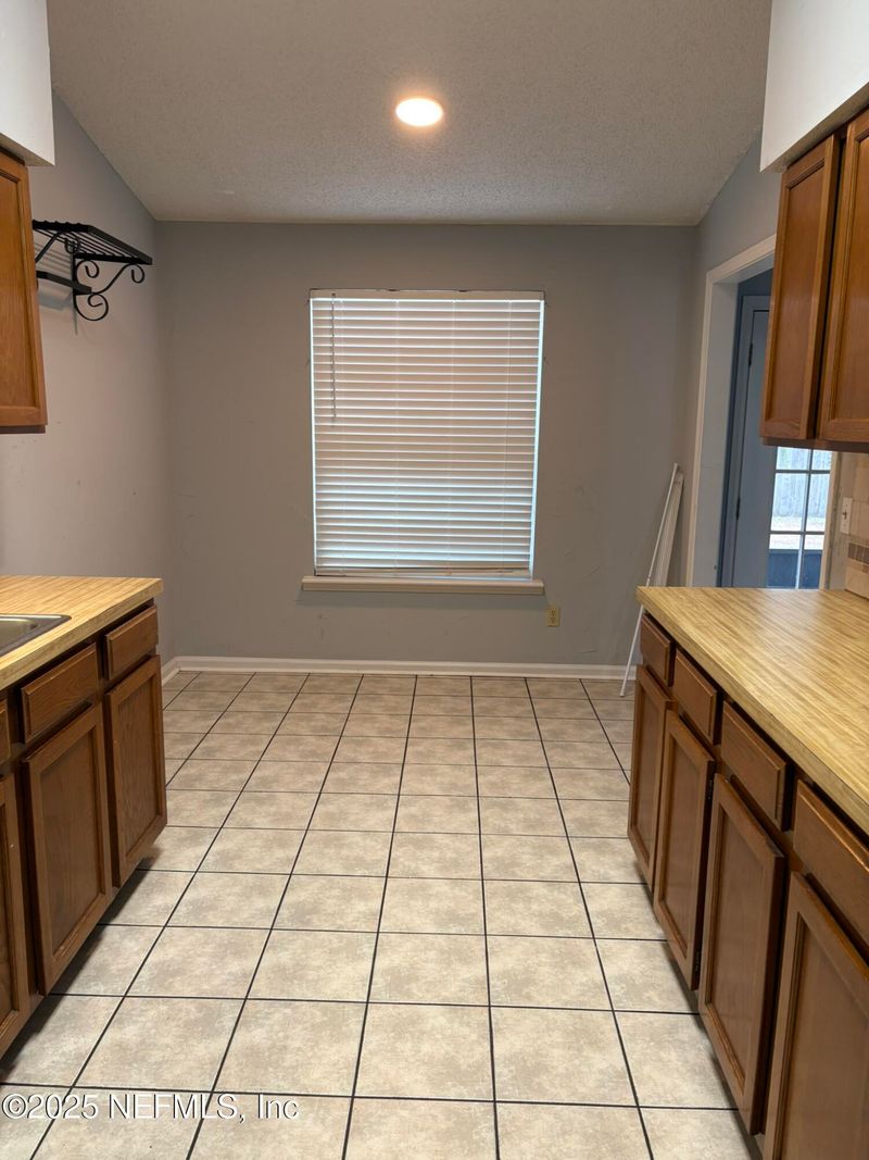 10762 Losco Junction Dr, Jacksonville, FL 32257