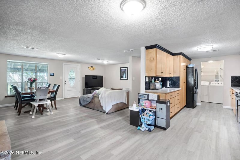 10779 Gladwynne Rd, Jacksonville, FL 32218