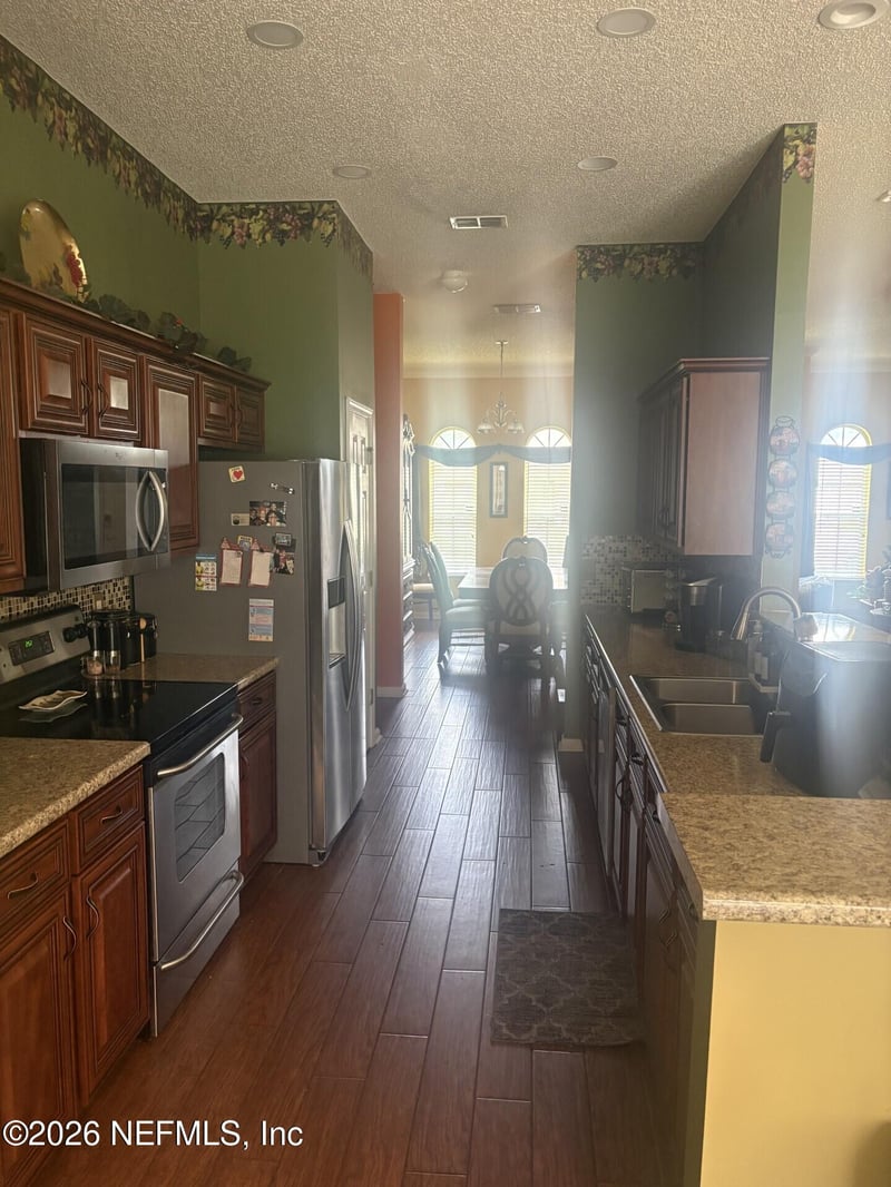 10812 Jessica Ash Dr, Jacksonville, FL 32218