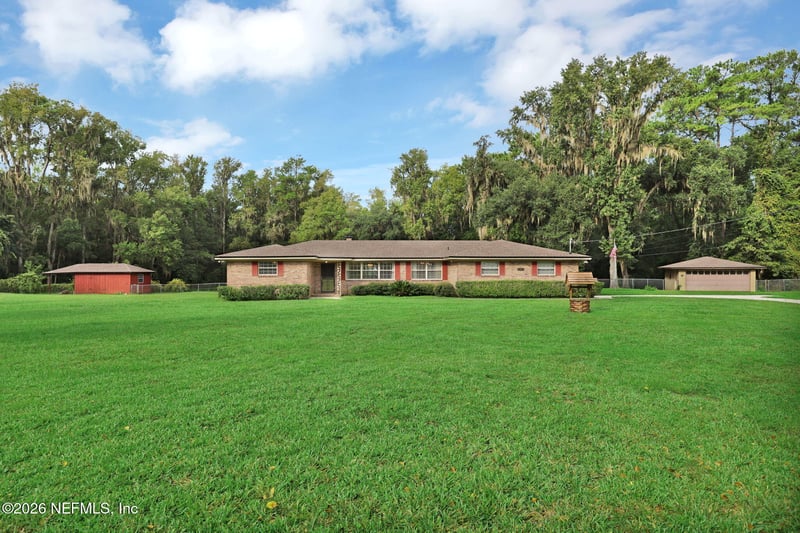 10824 W Windy Gale Dr W, Jacksonville, FL 32218