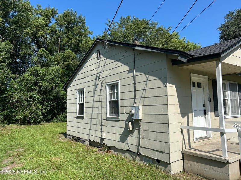 1084 Rhonda Rd, Jacksonville, FL 32254