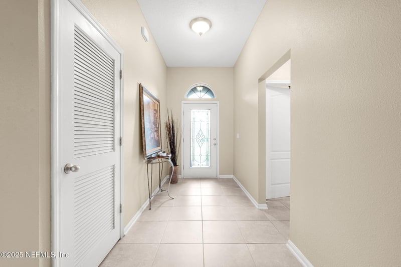 10856 Lothmore Rd, Jacksonville, FL 32221