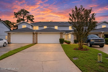 10877 Cabbage Pond Ct, Jacksonville, FL 32257