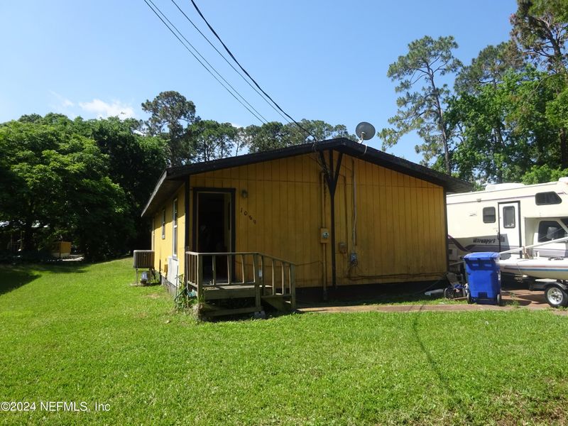 1089 Puryear St, St Augustine, FL 32084