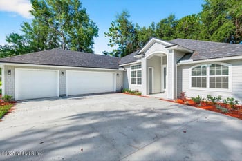 10892 Peaceful Harbor Dr, Jacksonville, FL 32218