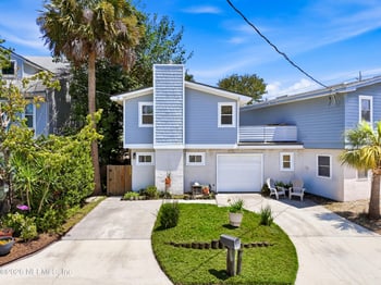 109 Pine St, Atlantic Beach, FL 32233