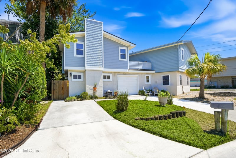 109 Pine St, Atlantic Beach, FL 32233