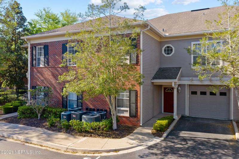 10901 Burnt Mill Rd #103, Jacksonville, FL 32256