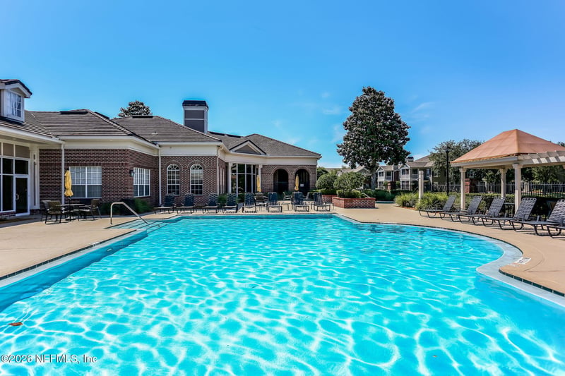 10901 Burnt Mill Rd #1107, Jacksonville, FL 32256