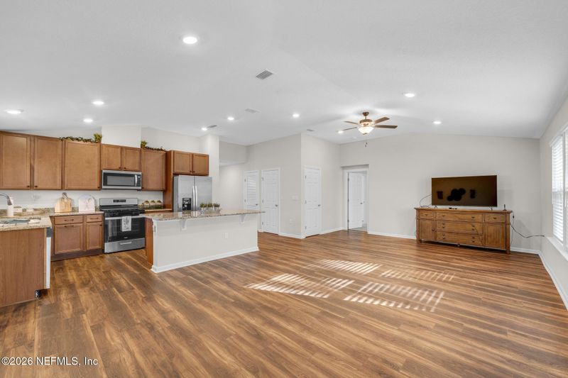 10914 Stapleton Dr, Jacksonville, FL 32222