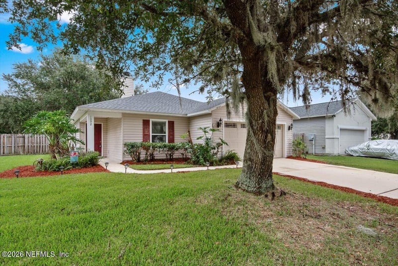 1092 Sunray Ct, Jacksonville, FL 32218