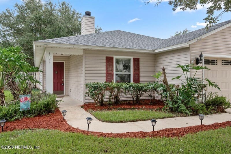 1092 Sunray Ct, Jacksonville, FL 32218