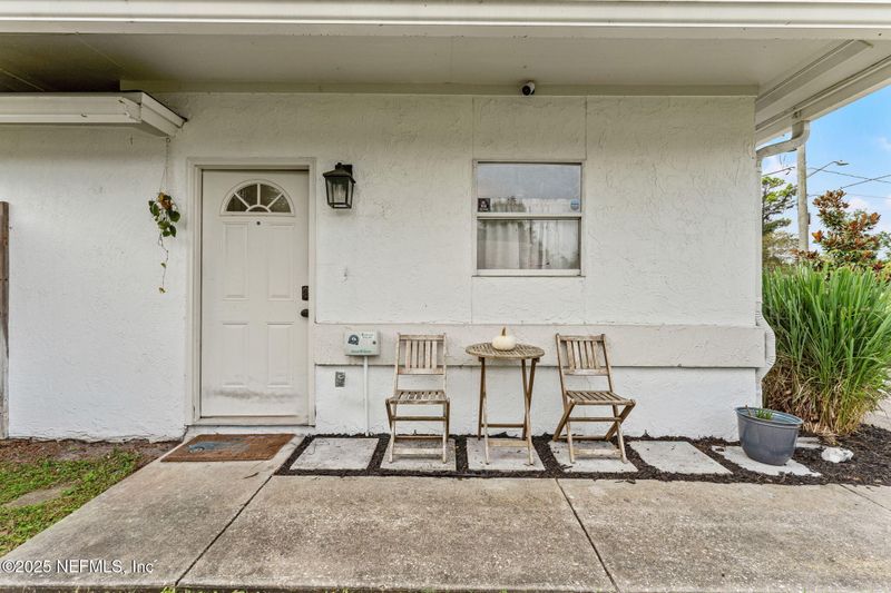 1093 Hibiscus St, Atlantic Beach, FL 32233