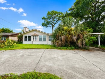 10933 Luana Dr N, Jacksonville, FL 32246