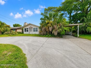 10933 Luana Dr N, Jacksonville, FL 32246