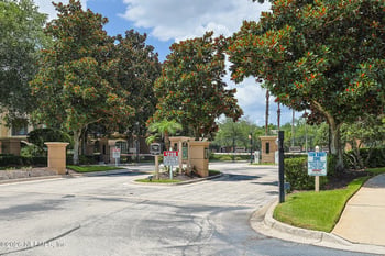10961 Burnt Mill Rd #426, Jacksonville, FL 32256