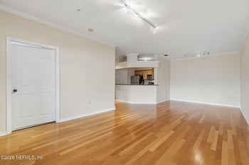 10961 Burnt Mill Rd #614, Jacksonville, FL 32256