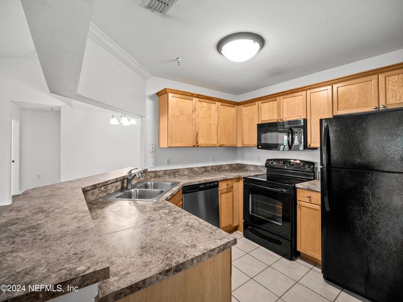 10961 Burnt Mill Rd #633, Jacksonville, FL 32256