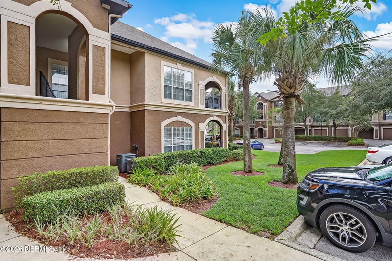 10961 Burnt Mill Rd #711, Jacksonville, FL 32256