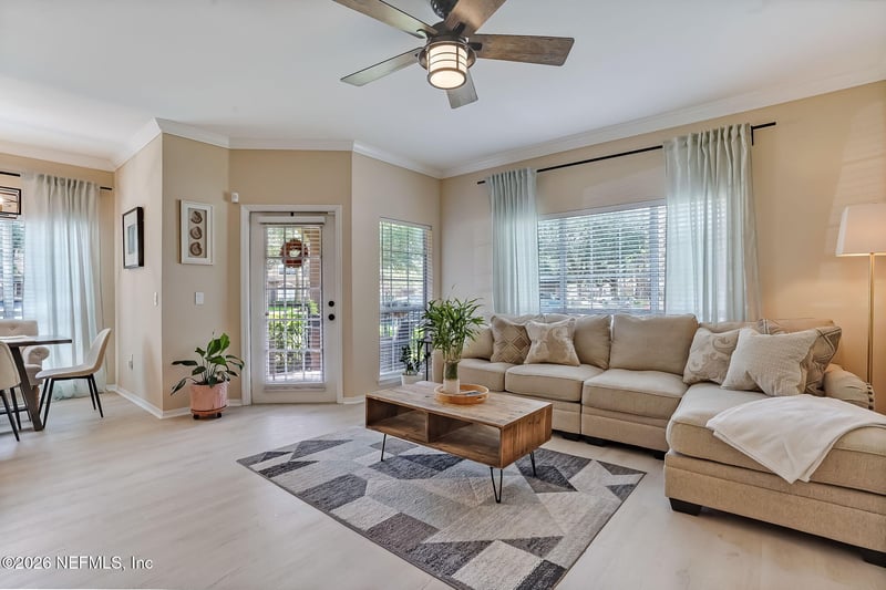 10961 Burnt Mill Rd #711, Jacksonville, FL 32256