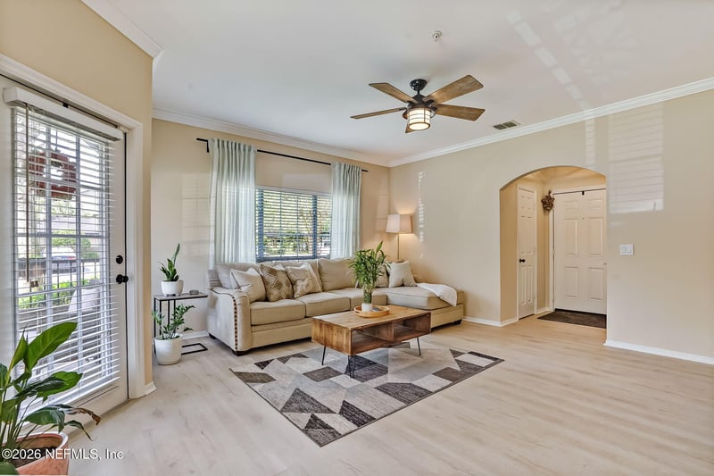 10961 Burnt Mill Rd #711, Jacksonville, FL 32256