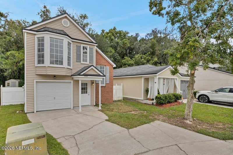 10962 Traci Lynn Dr, Jacksonville, FL 32218