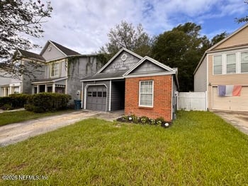 10976 Traci Lynn Dr, Jacksonville, FL 32218